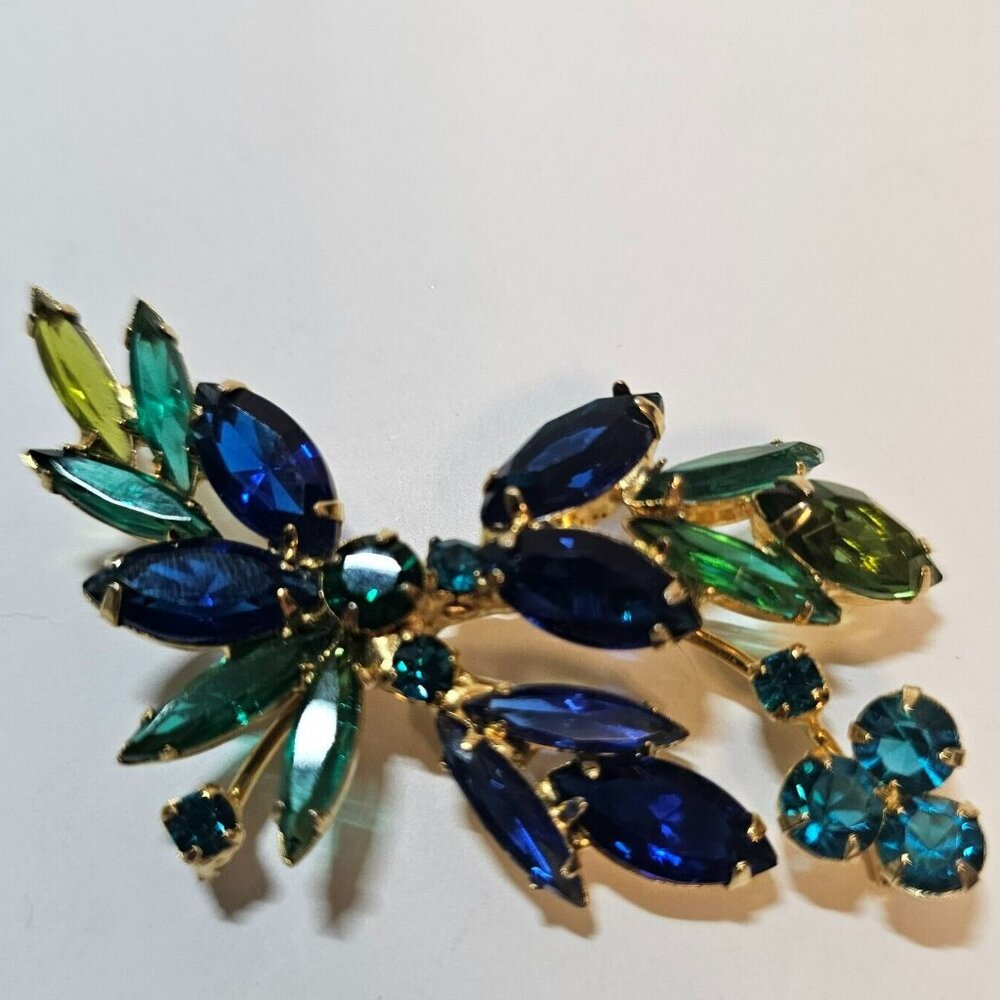 Gold Tone Blue Green Crystal Rhinestone Brooch Open Back Unmarked Pin
